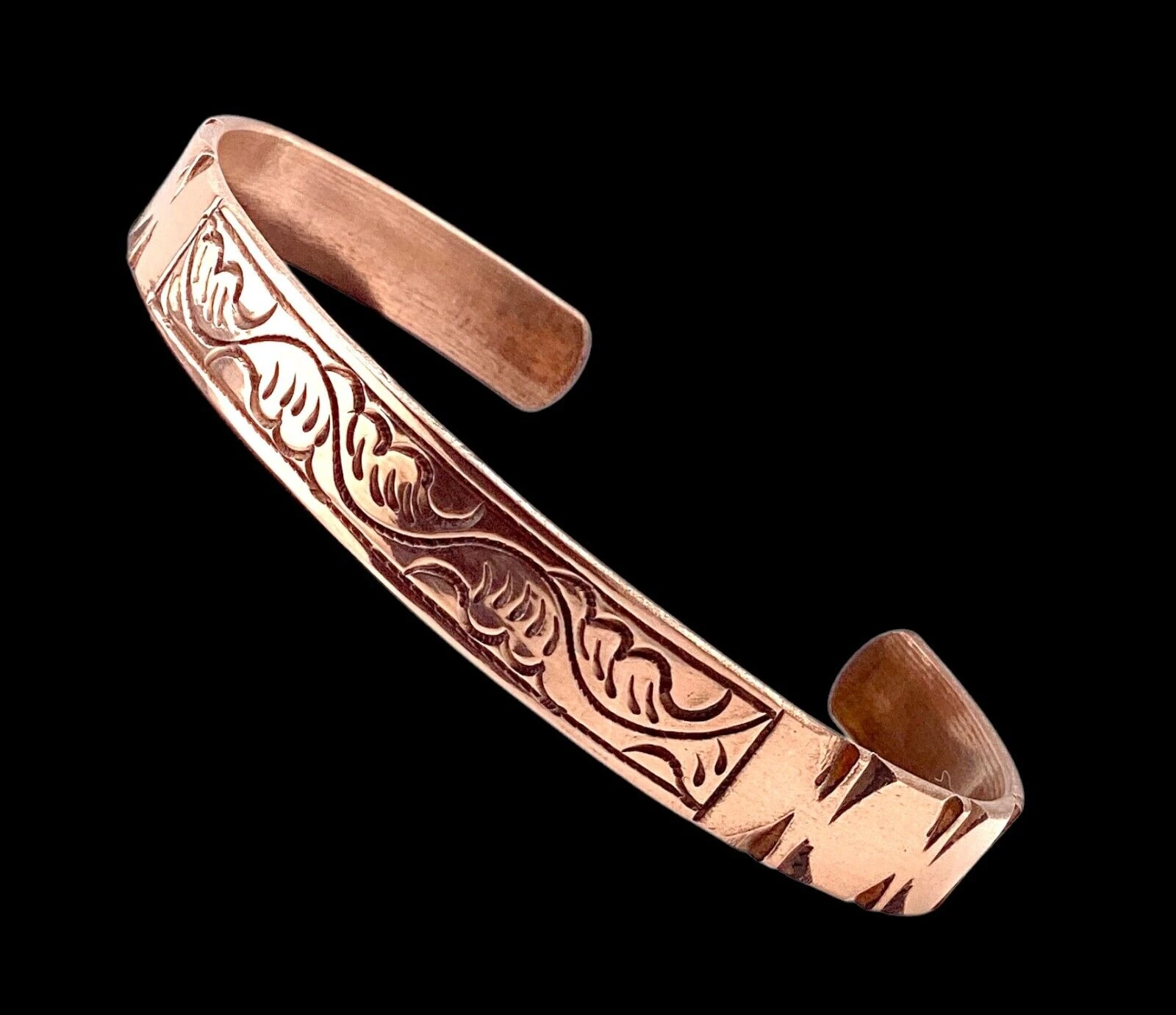 100% Copper Medicine Bracelet. Medium Thickness Carved Arthritis Pain Therapy.