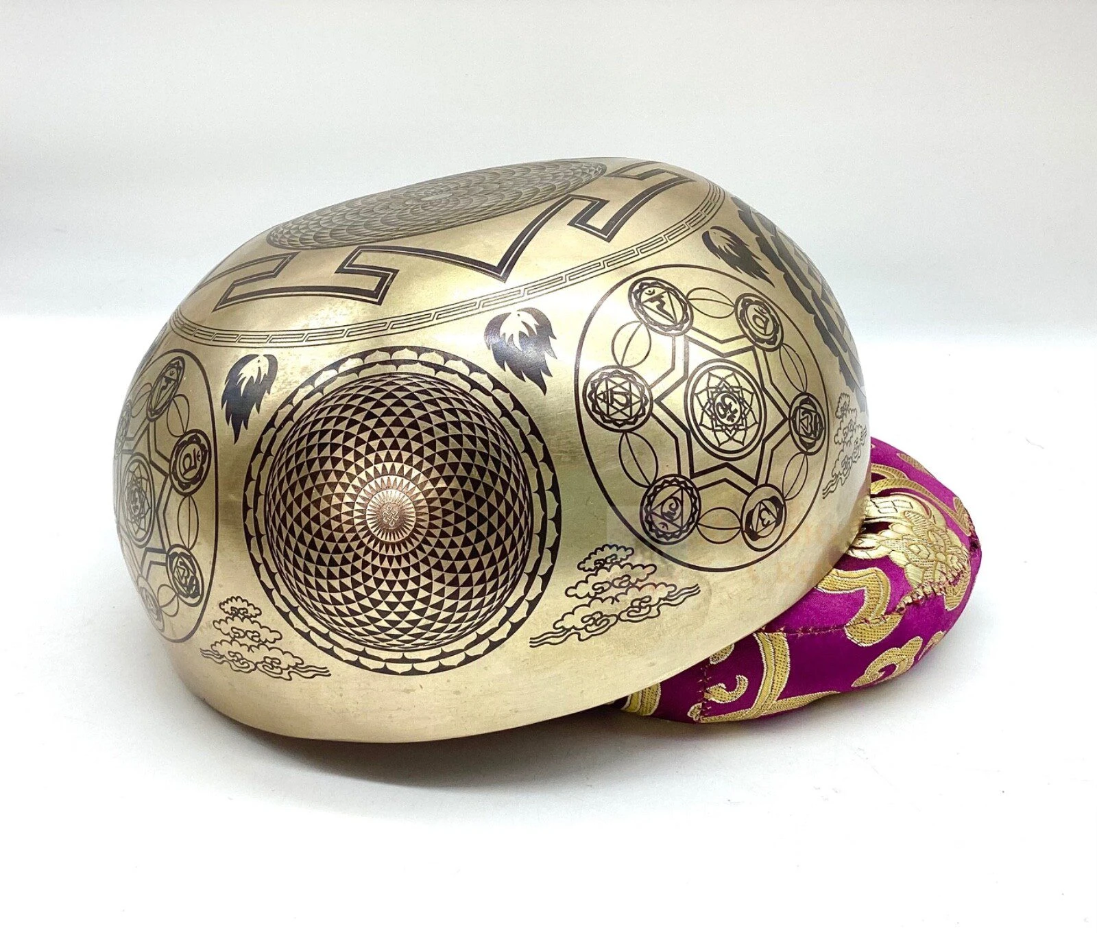 7.5” Premium Carved Premium Tibetan Singing Bowl for Healing and Meditation