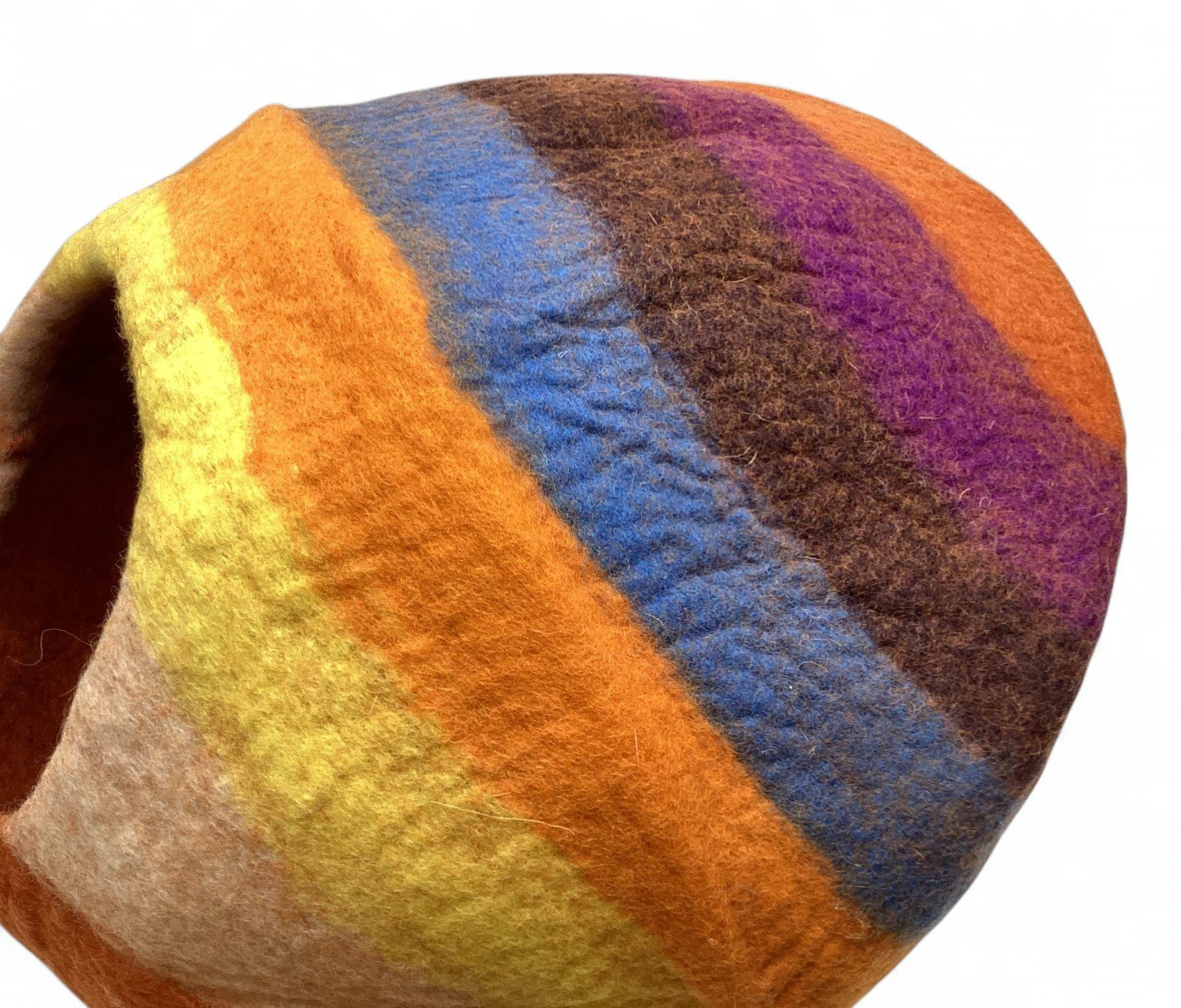 Rainbow Felted Wool Cat Cave Bed – LG Handmade Cozy Pet House for Kittens & Cats
